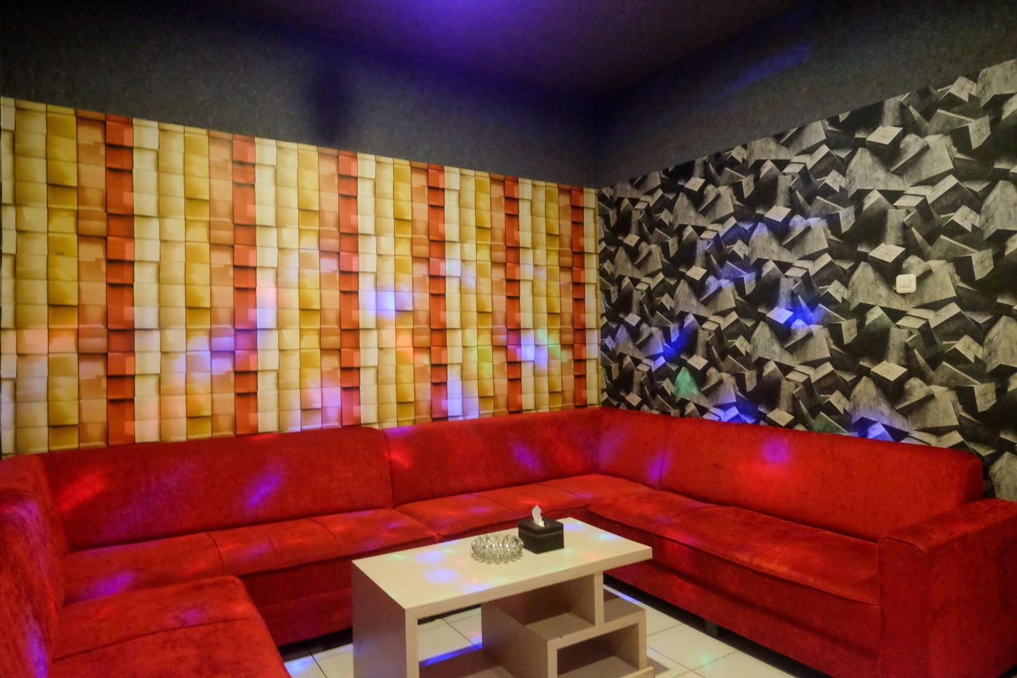 Urbanview Hotel Dedy Jaya Brebes 외부 사진