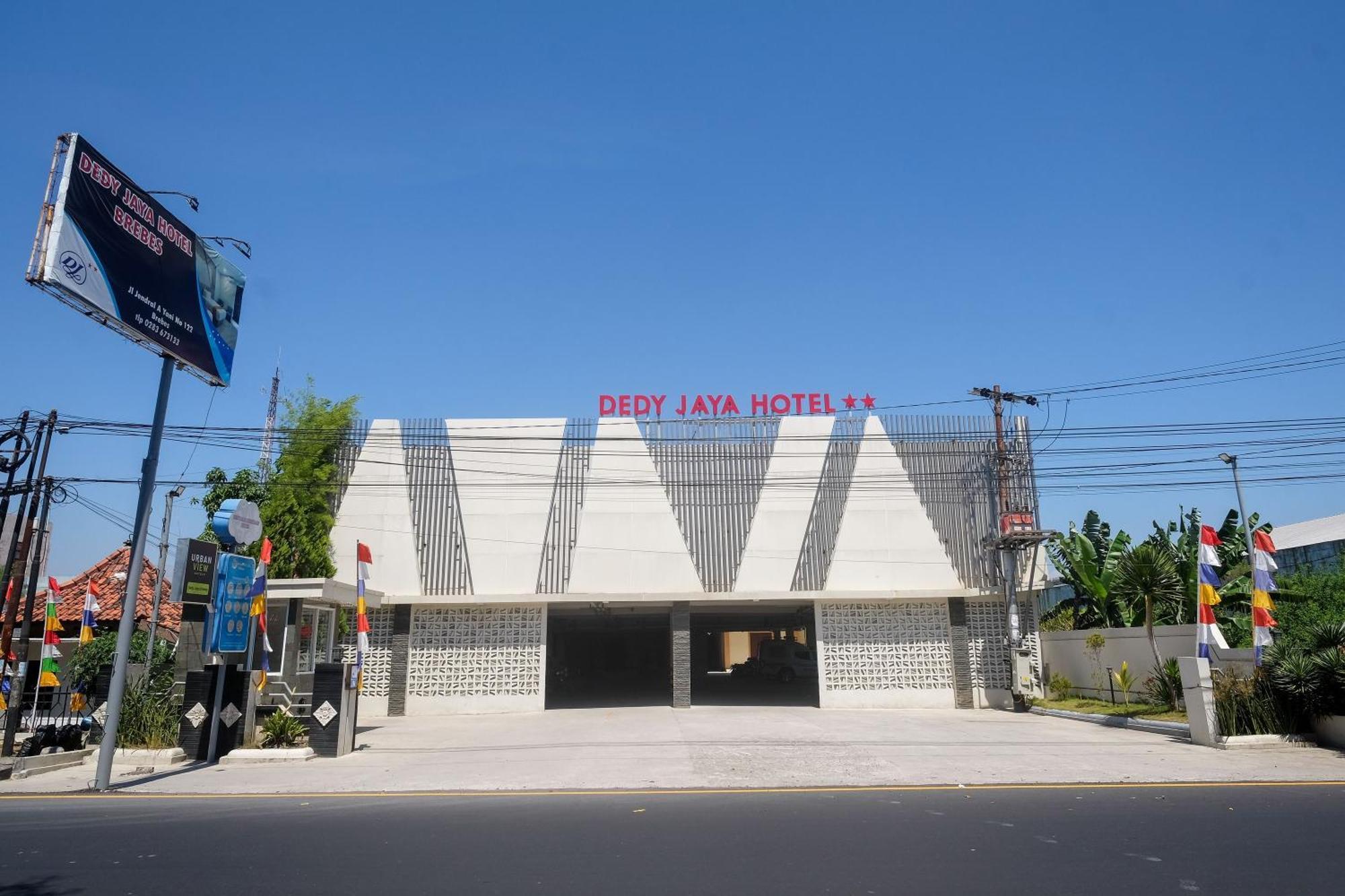 Urbanview Hotel Dedy Jaya Brebes 외부 사진