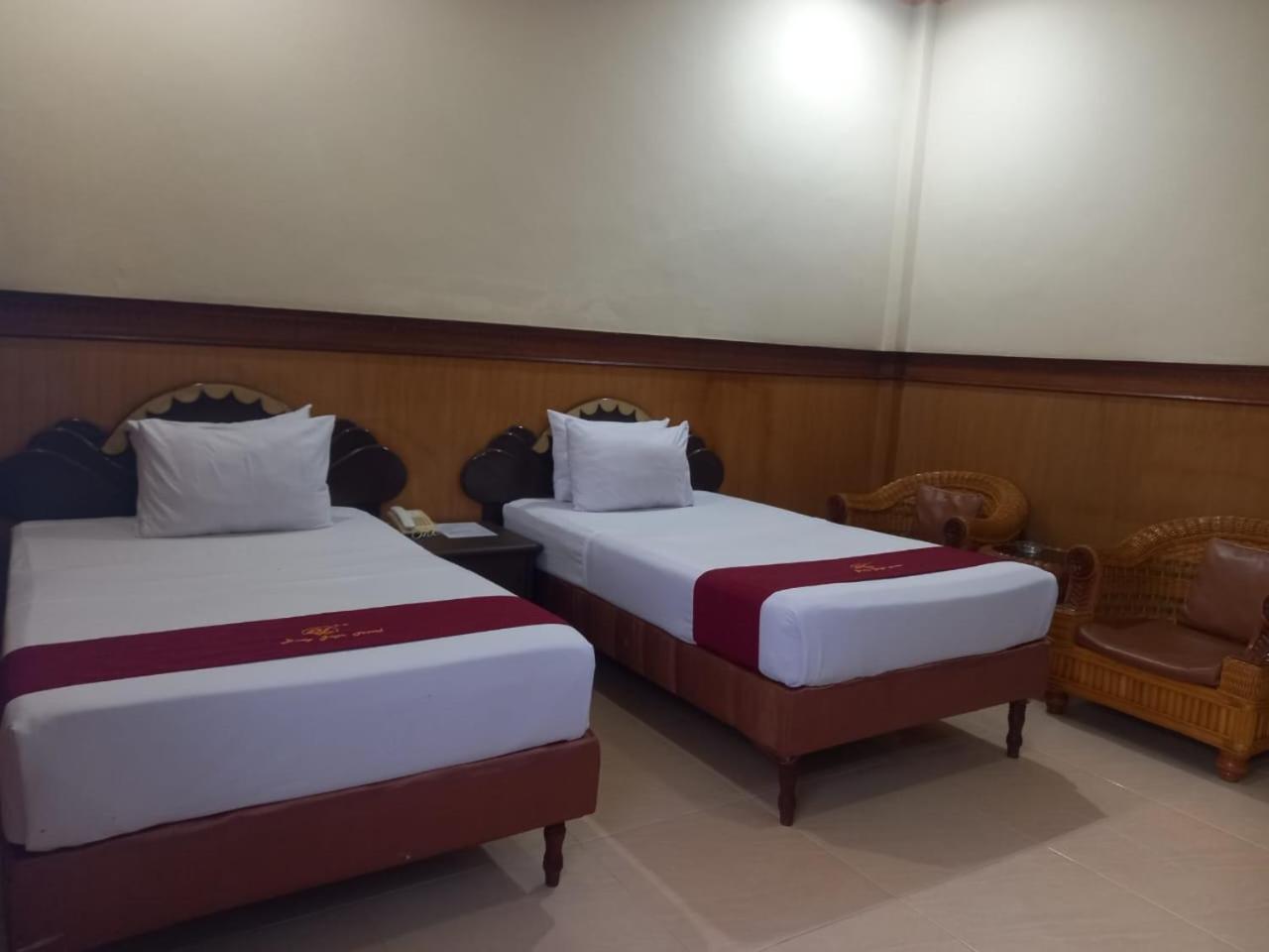 Urbanview Hotel Dedy Jaya Brebes 외부 사진