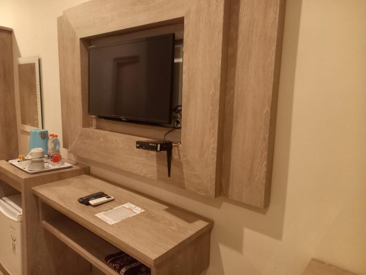 Urbanview Hotel Dedy Jaya Brebes 외부 사진